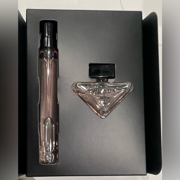 Prada
Mini Paradoxe Eau de Parfum Set, new, unopened✨⭐️✨⭐️ - Picture 3 of 7